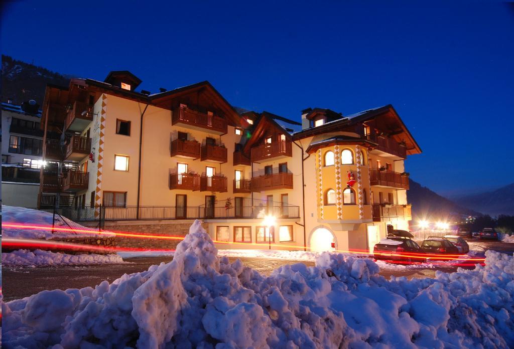 Gaia Residence Hotel Медзана Екстериор снимка
