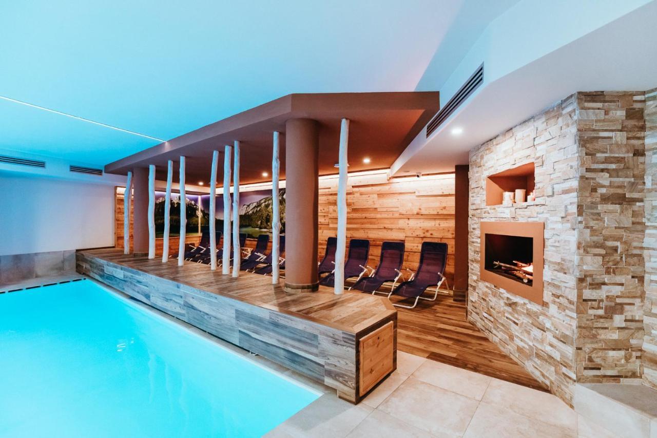 Gaia Residence Hotel Медзана Екстериор снимка