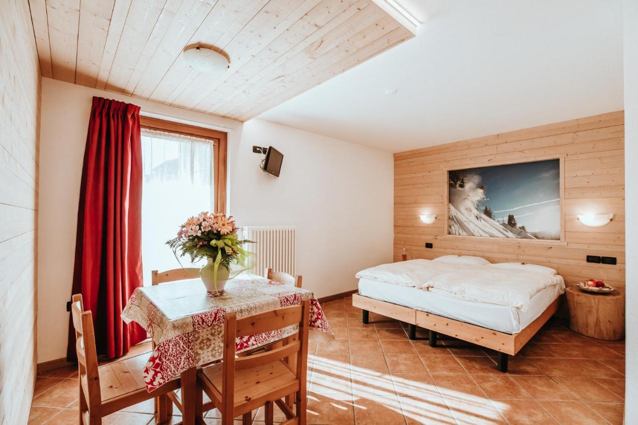 Gaia Residence Hotel Медзана Екстериор снимка